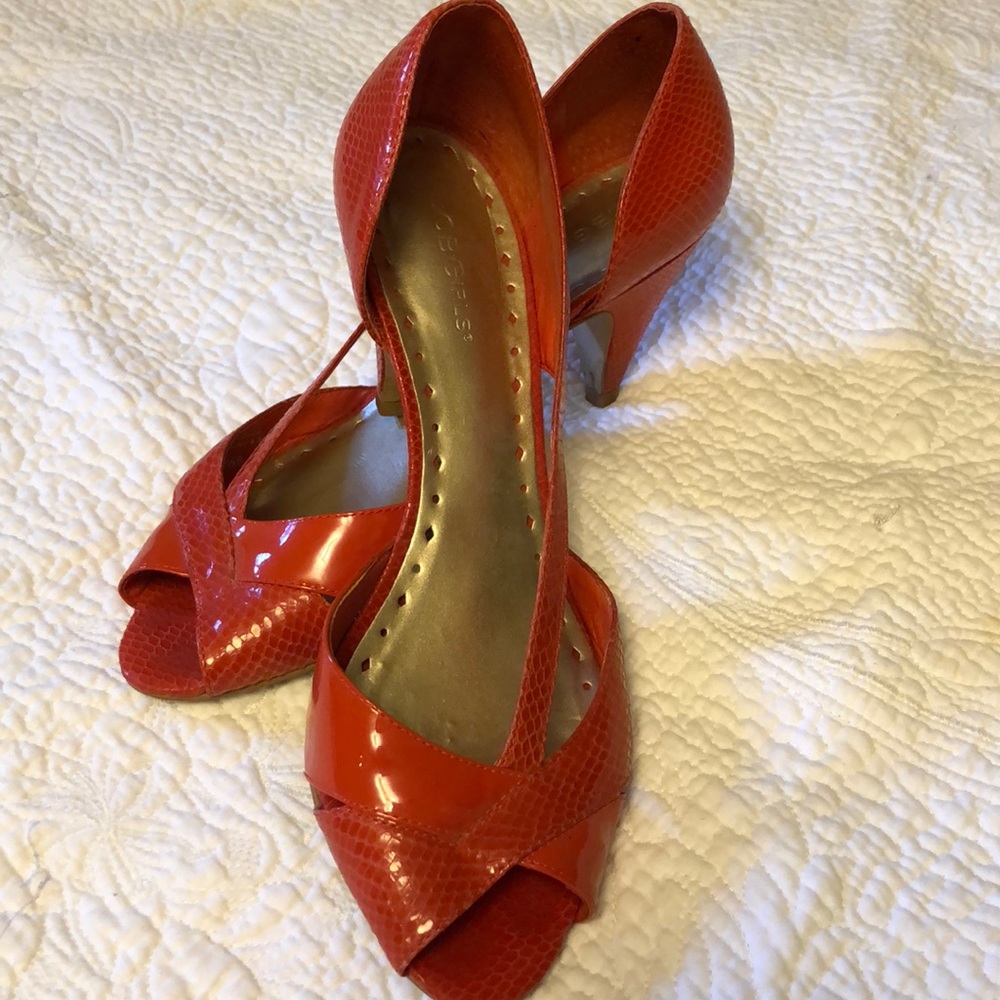 Coral BCBG Pumps